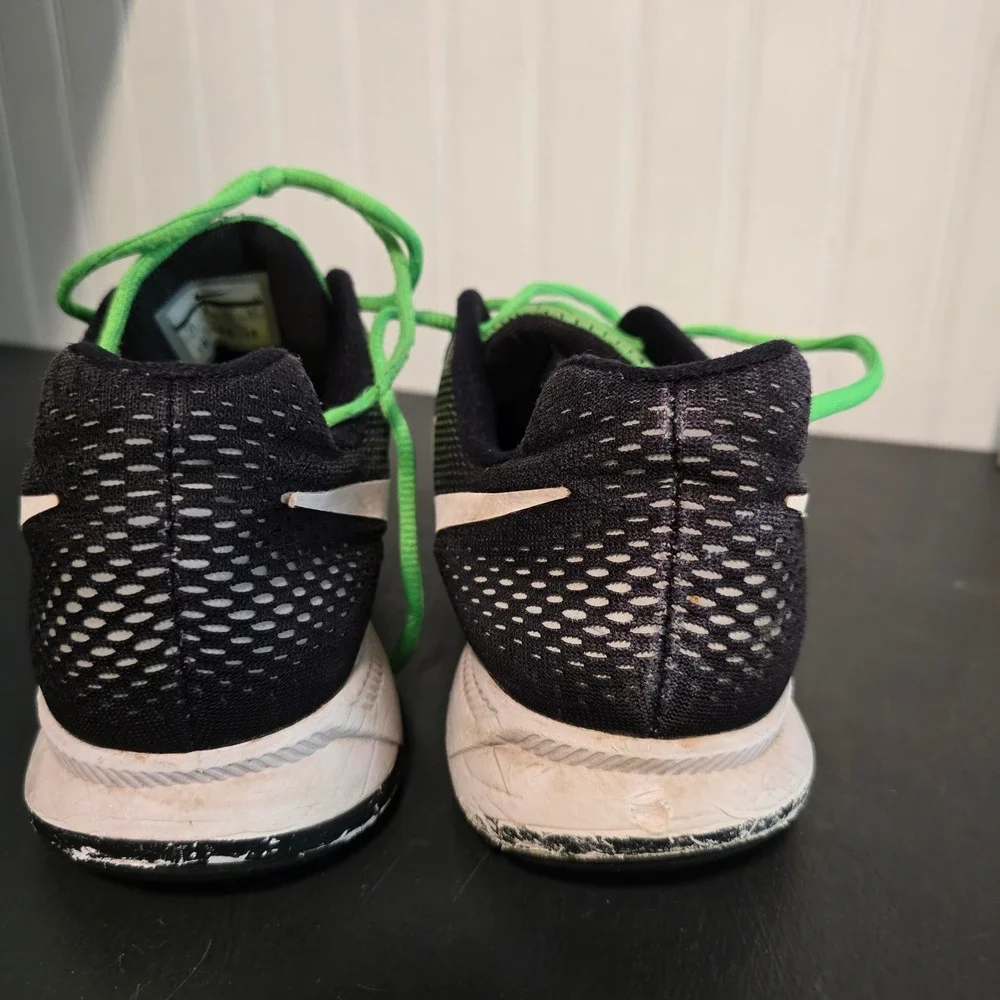 Nike Air Zoom Pegasus 33 Mens Running Shoes Green Black 831352-301‎ Size 11